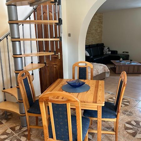 שיופוק Diofa Apartman מראה חיצוני תמונה